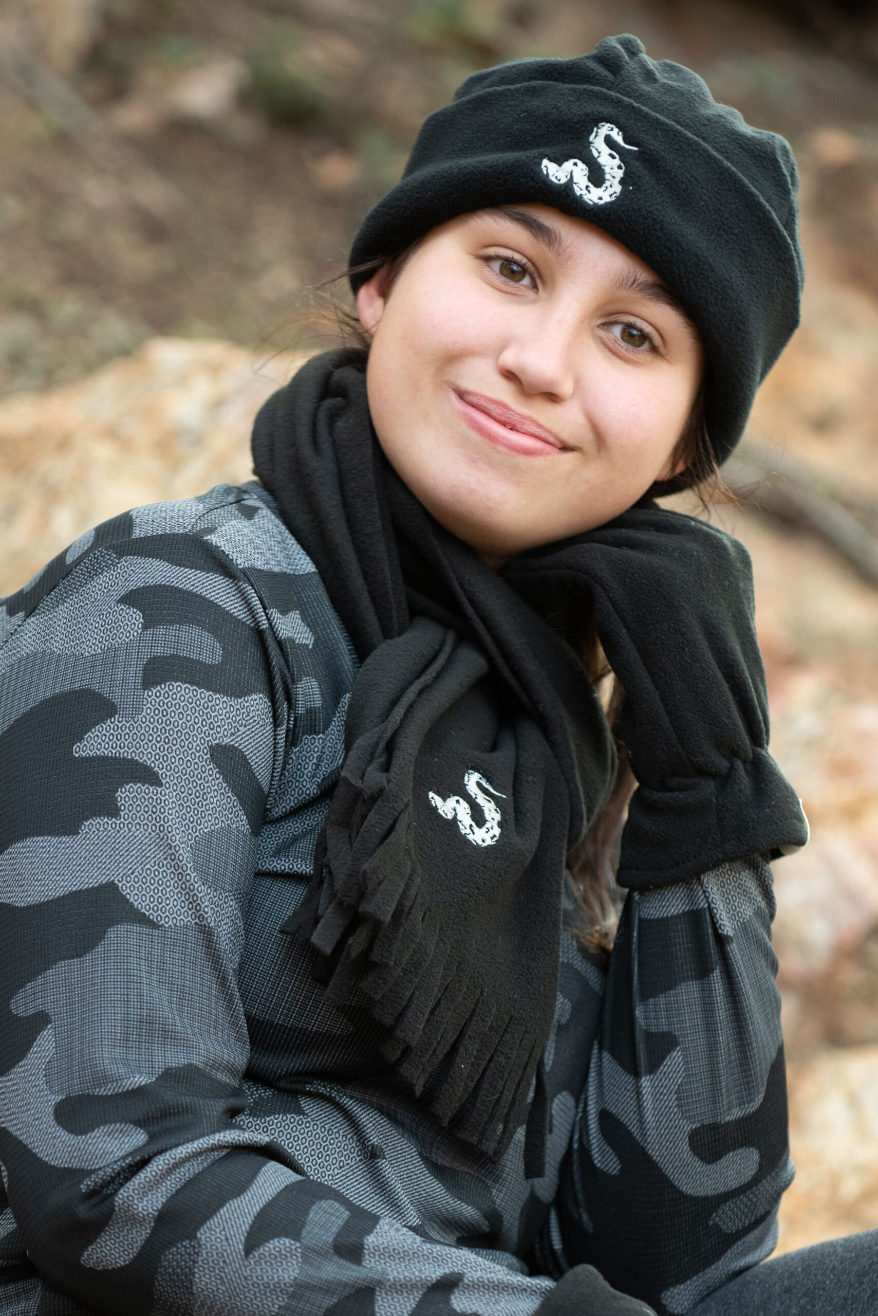 Beanie-Glove-Scarf Set